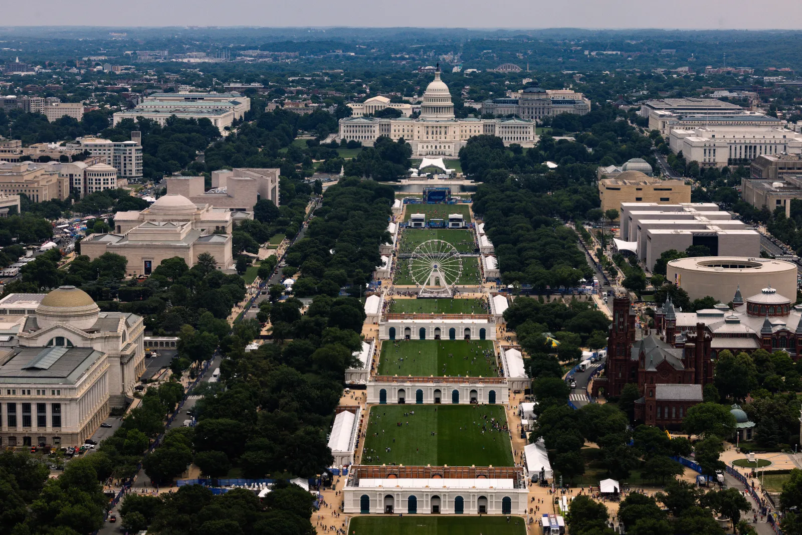 Image for article: The Emptiness of Trump’s Great American State Fair