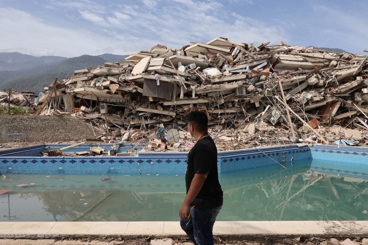 More Than 50,000 Missing in Venezuela Quakes as Death Toll Rises