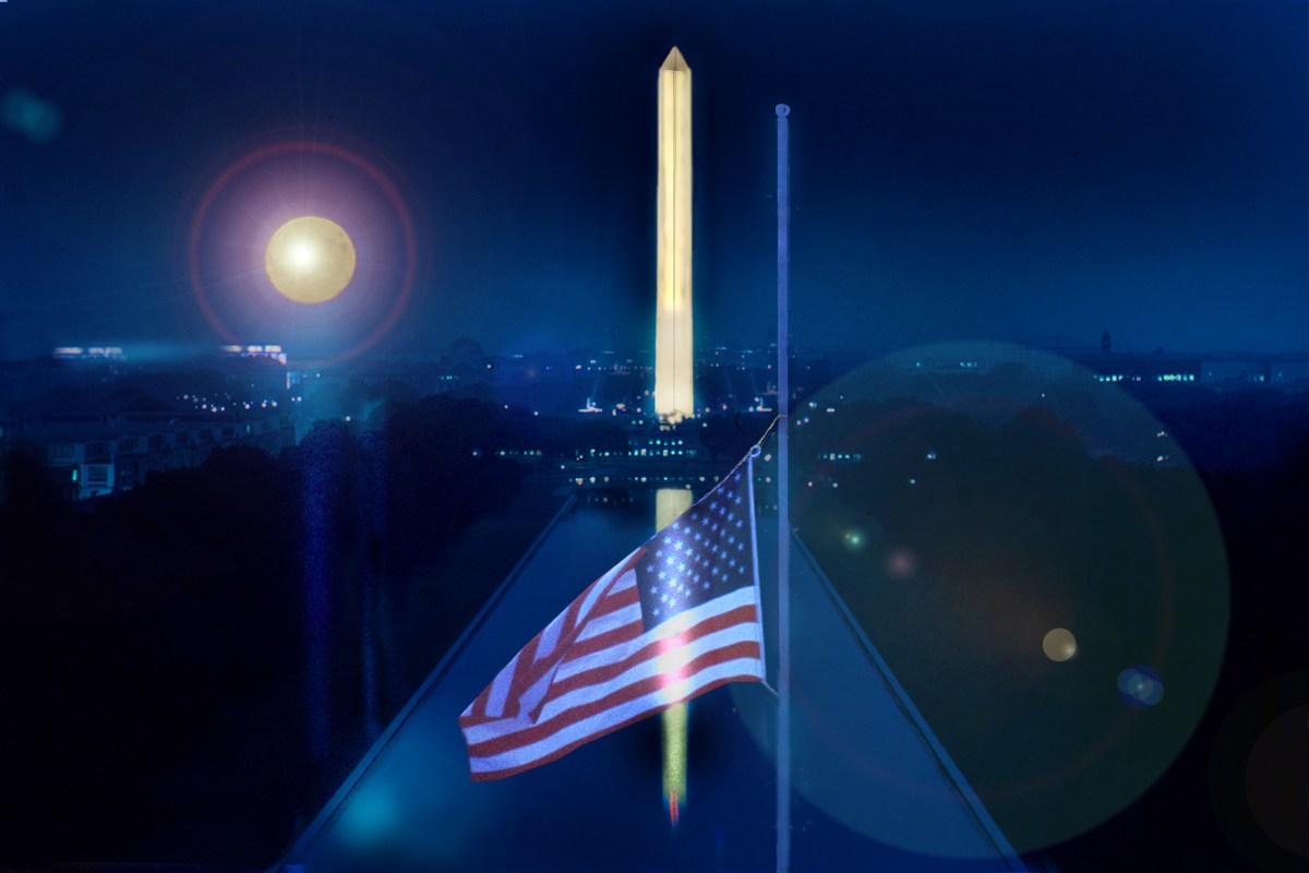 Pictures Show How Reflecting Pool Has Changed Over the Decades Pictures Show How Reflecting Pool Has Changed Over the Decades