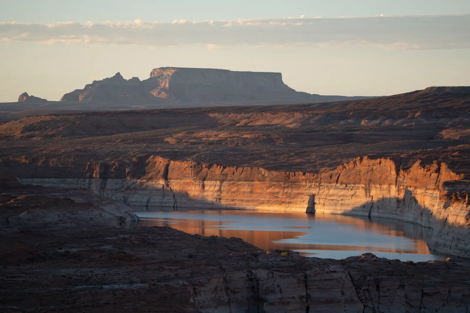 Lake-Powell.jpg?w=1600&quality=80&webp=1