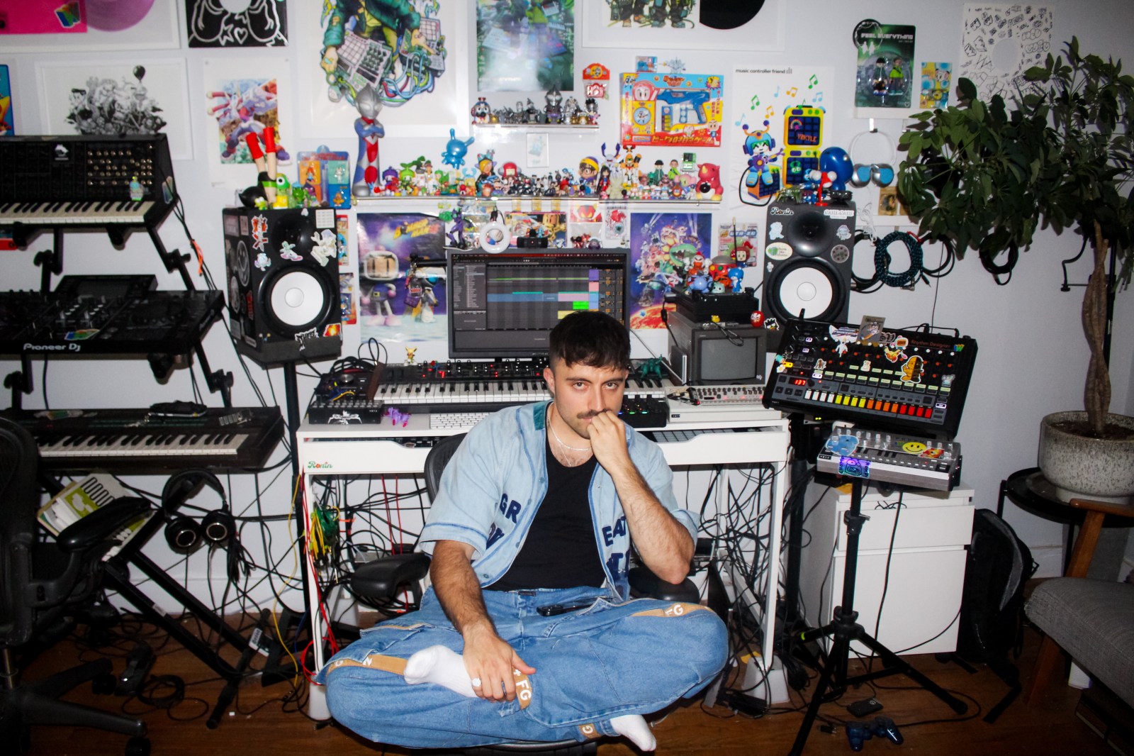 newsweek.com - Devin Robertson - wev builds a world of his own on 'OST'