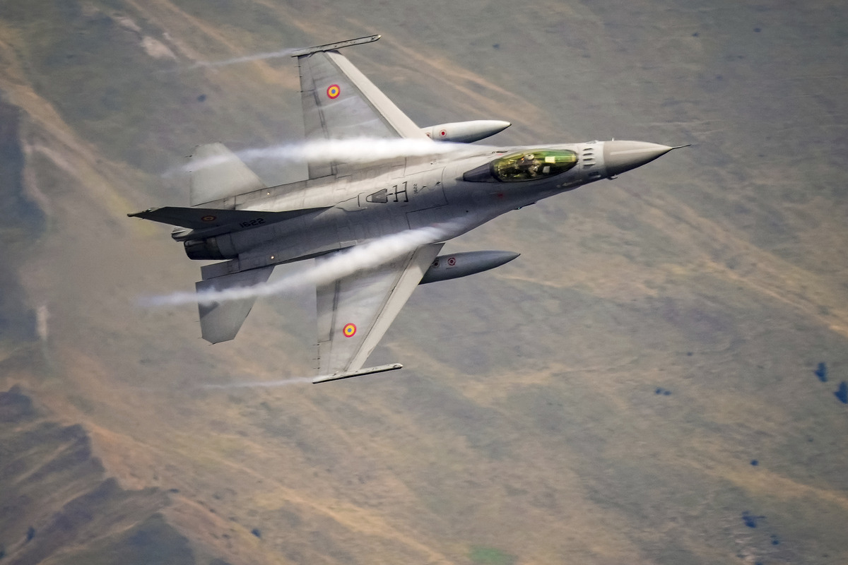 Romania Says F-16 Downed Drone in NATO Airspace