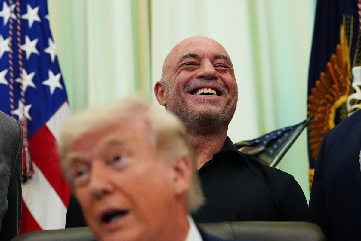 Joe Rogan Says 'No Clear Way' to Resolve Iran War as Trump Approval Sinks