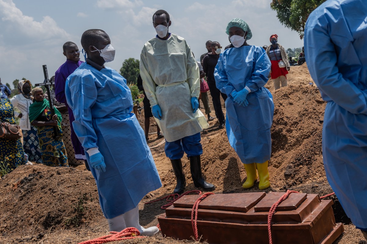 American Infected With Ebola as WHO Warns Outbreak Far Larger