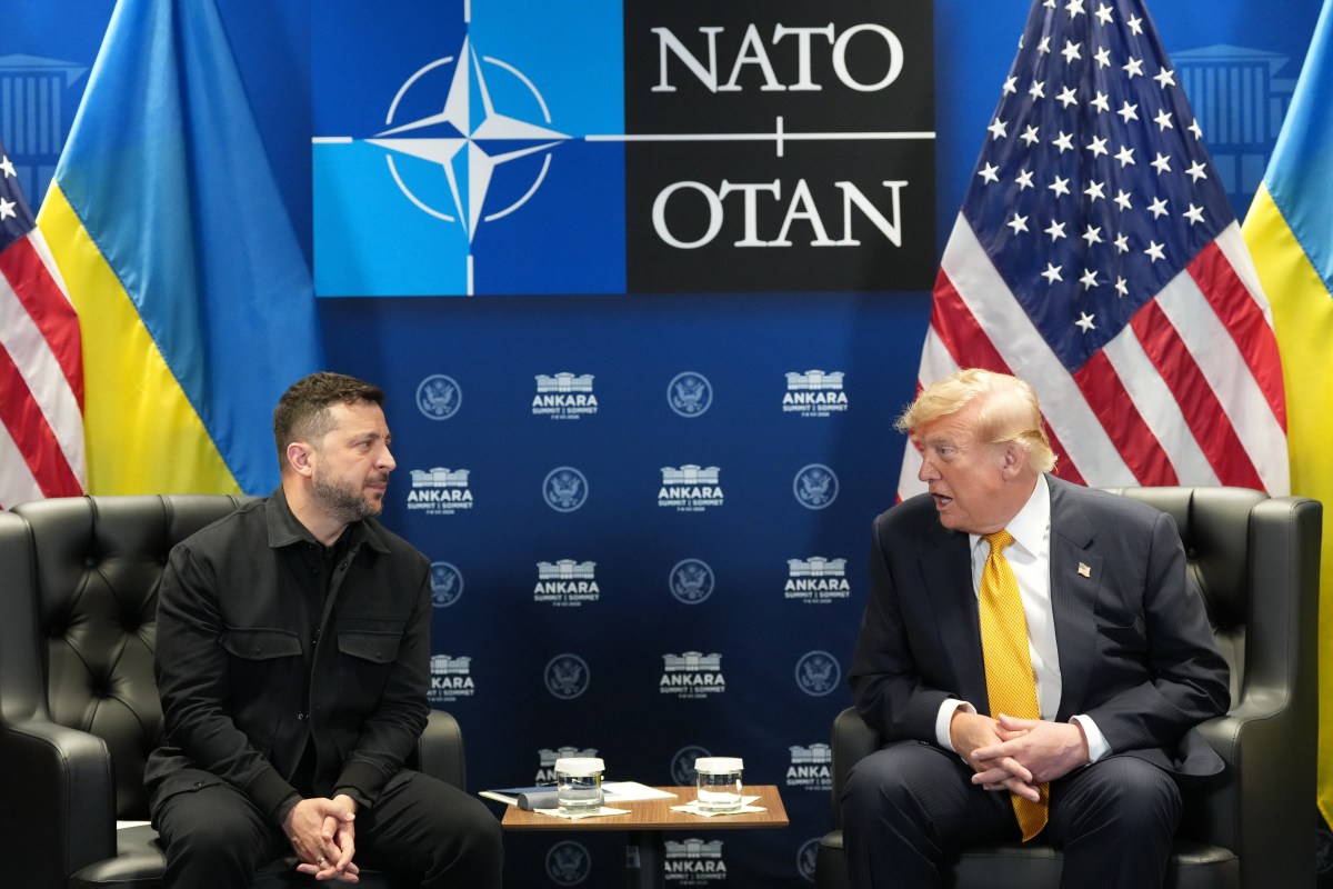 Trump Appears to Call Zelensky 'Putin,' Describes Japan as 'Islamic'