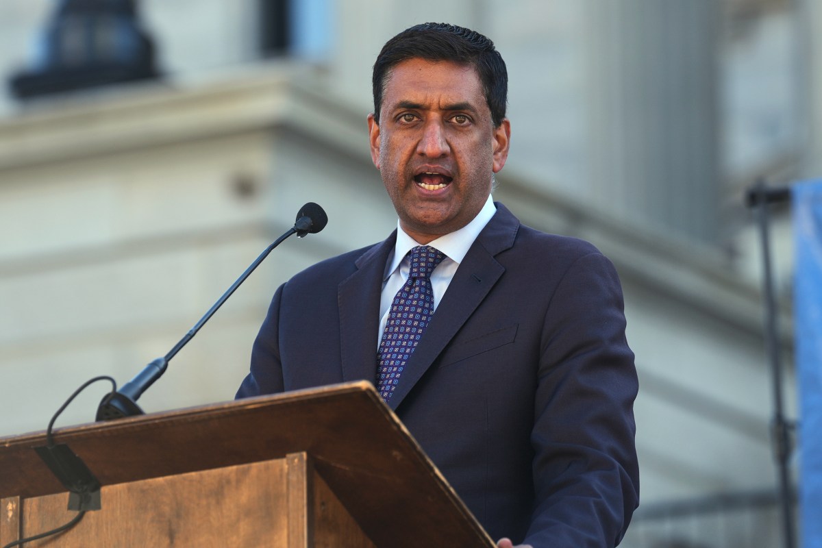 Ro Khanna Calls for Charges After Israeli Settlers Detain Him in West Bank