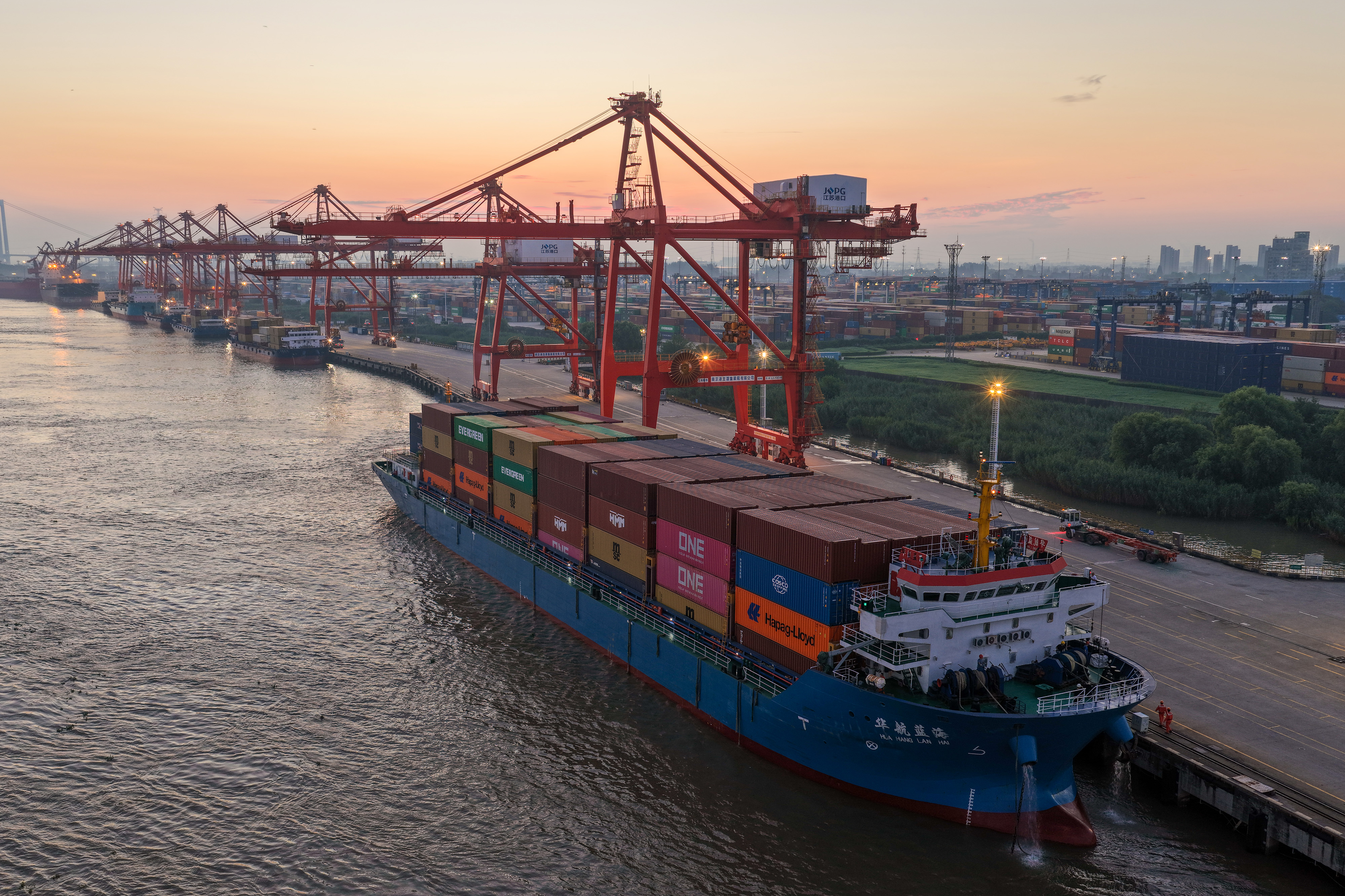 Is the Chinese Economy in Trouble ?