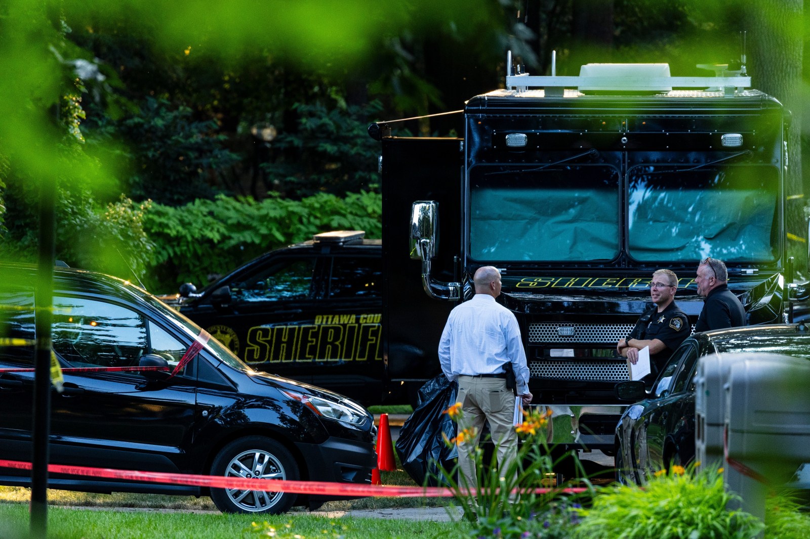 newsweek.com - Khaleda Rahman - Who is Kristopher Karolkiewicz? Michigan man tied to family murder-suicide