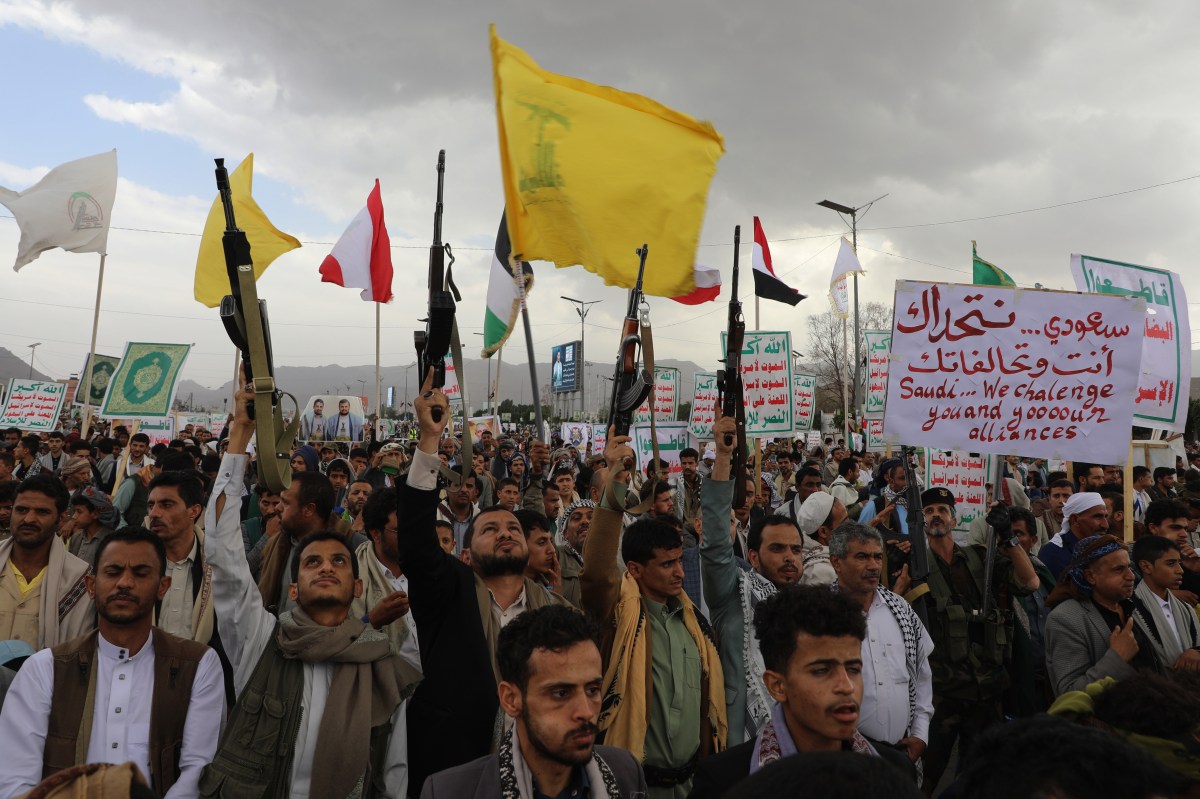Iran Has Surrounded Saudi Arabia And Threats Are Closing in
