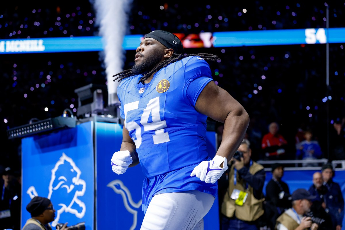 Lions' Dan Campbell Talks up Alim McNeill's Progress