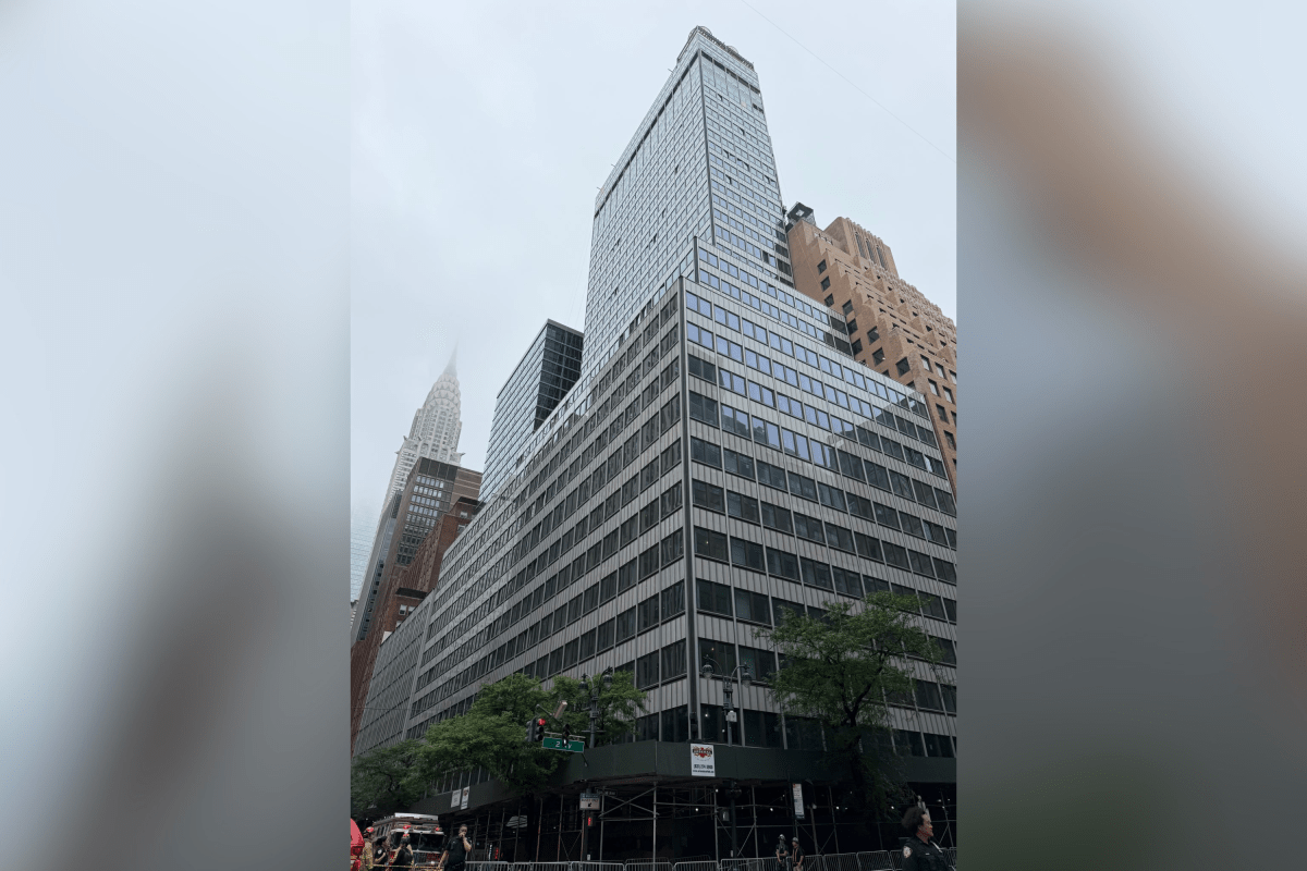 Fears Over NYC Skyscraper Collapse as Historic Ex-Pfizer HQ Buckles