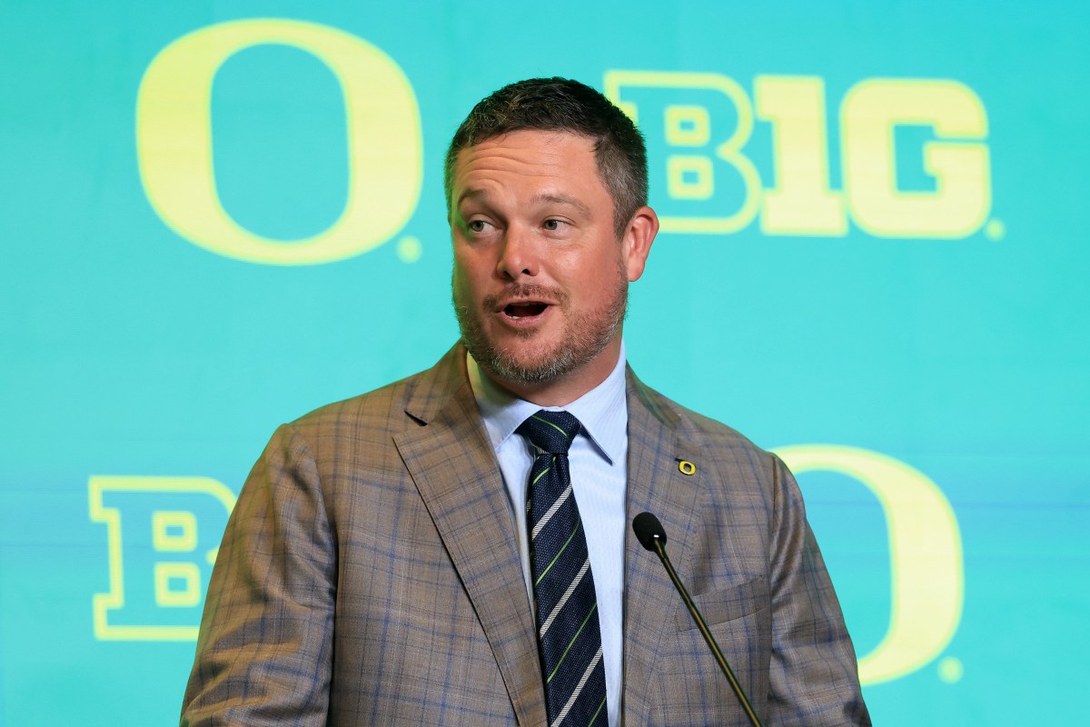 Oregon's Dan Lanning Gives Thoughts on Other Big Ten Teams