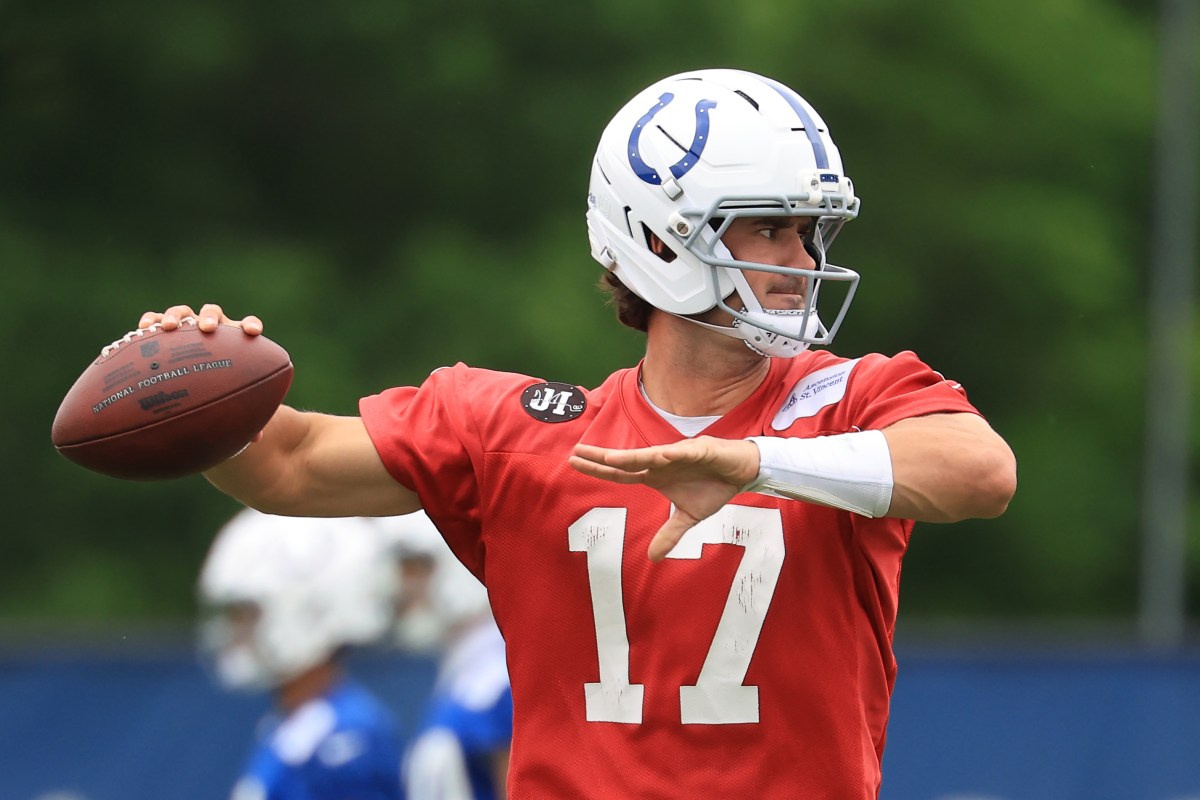 Quarterbacks in Biggest Danger of Getting Benched