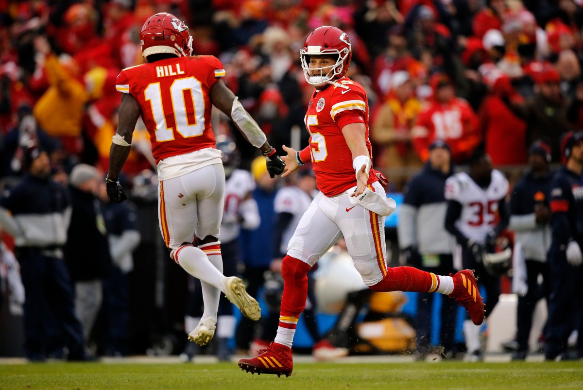 Patrick Mahomes, Travis Kelce Comment on Tyreek Hill’s Injury Update