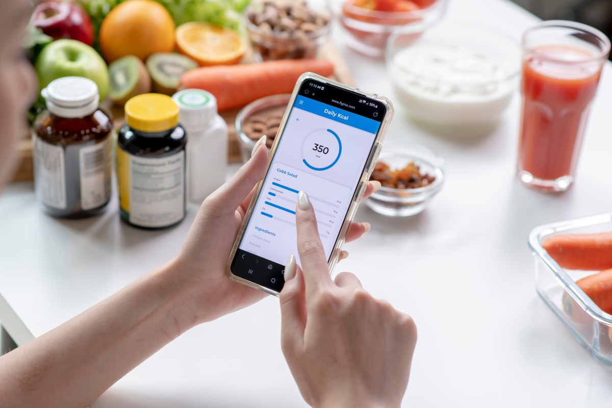 Popular Diet Tracking Apps May Be Missing Hundreds of Calories, Study Finds