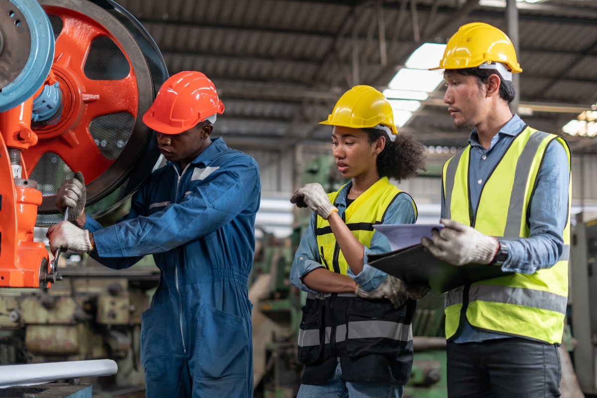 America’s Manufacturing Revival Is Rewriting the Future of EB-5 Investment