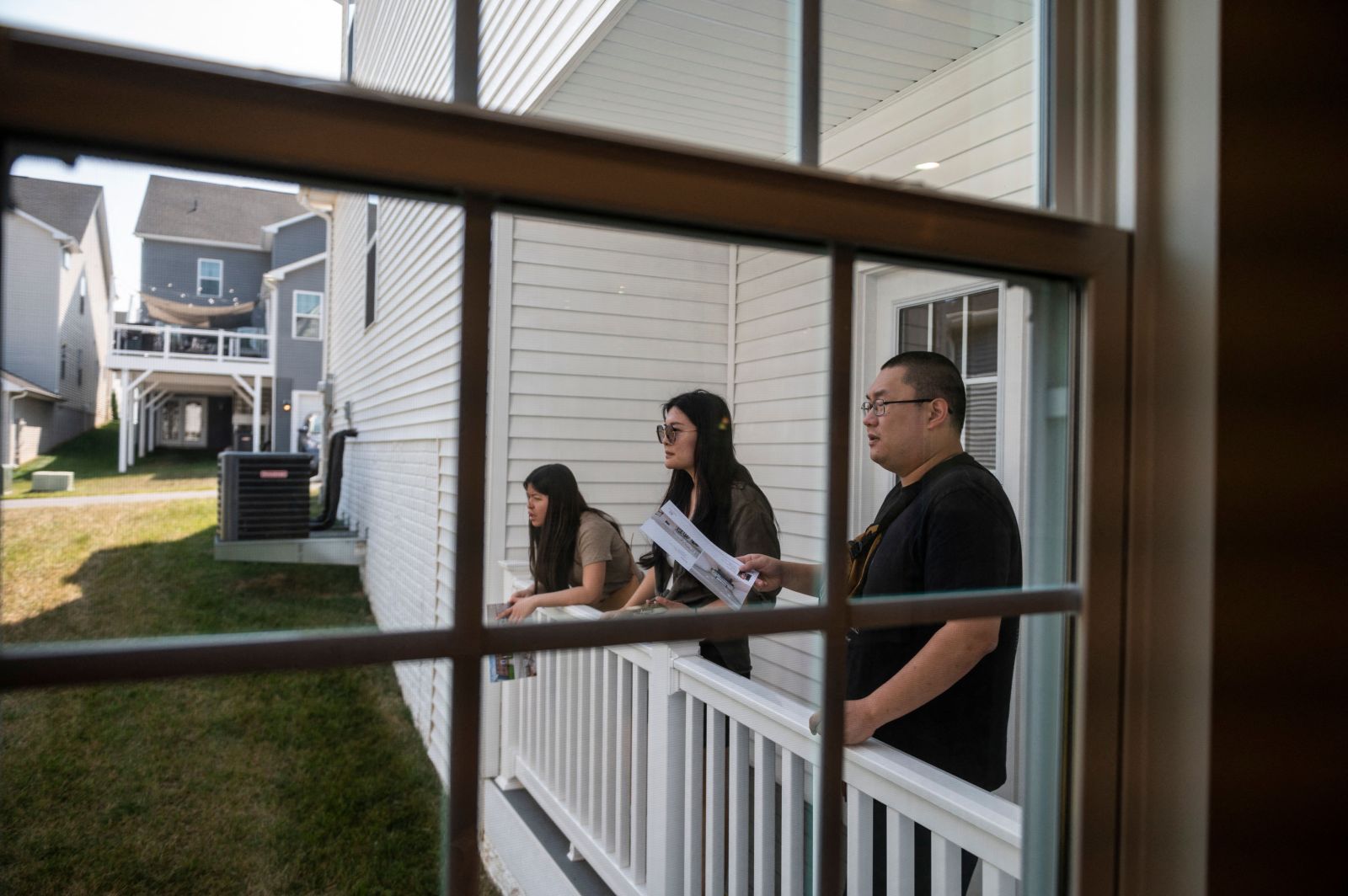 newsweek.com - Giulia Carbonaro - Priced out and moving on: How housing costs could shift young voters