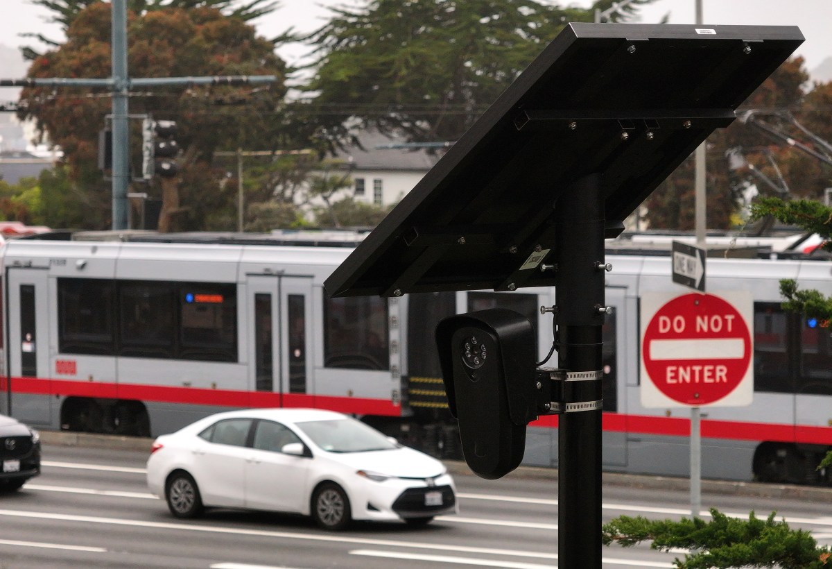 Massie Bill Would Bar Funding for Police Using Flock License Plate Readers