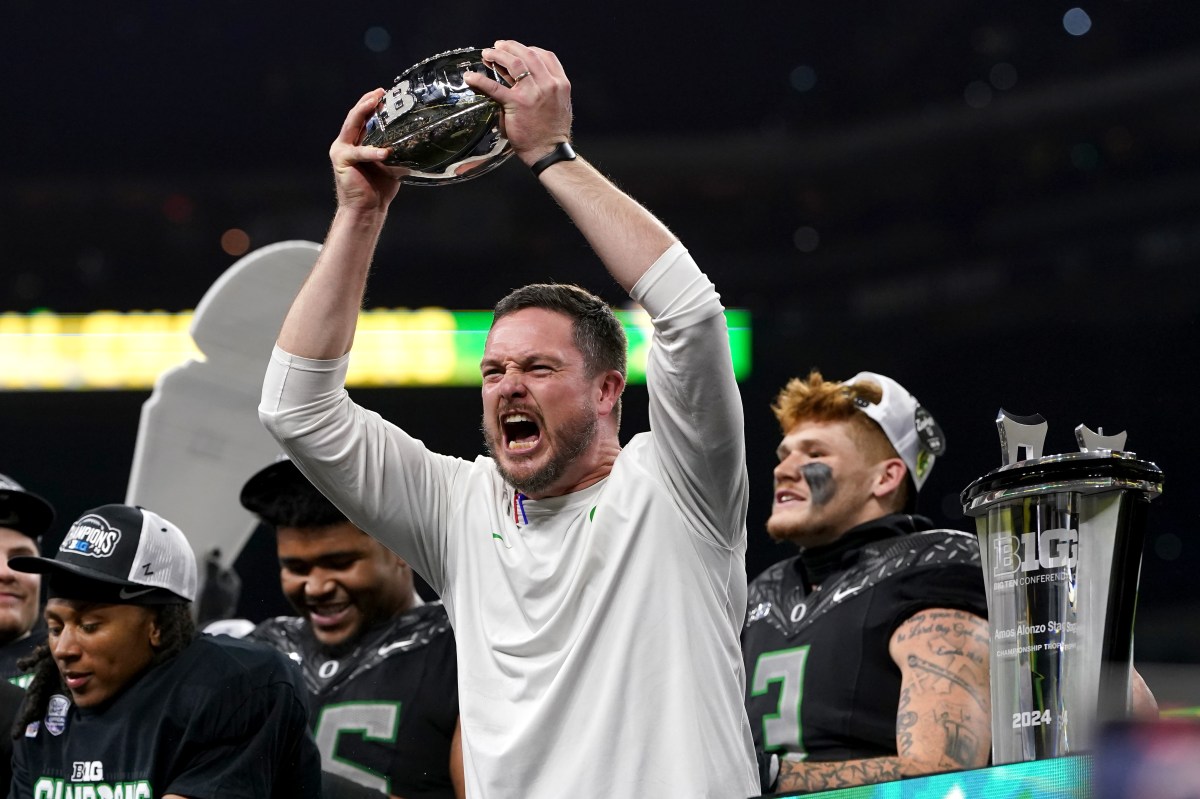 Dan Lanning Highlights Motivation for Veteran Oregon Players