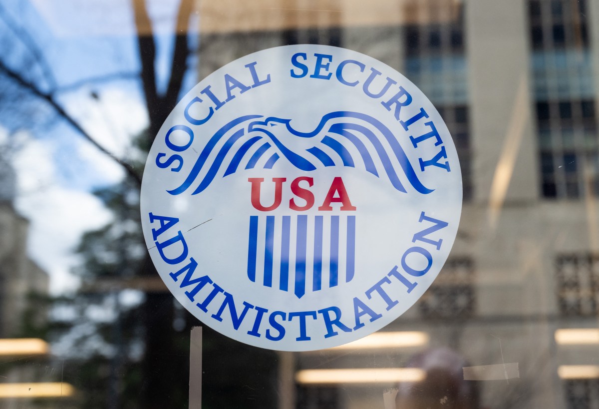Social Security: Newly Retired Couples May Lose $17K A Year From 2033