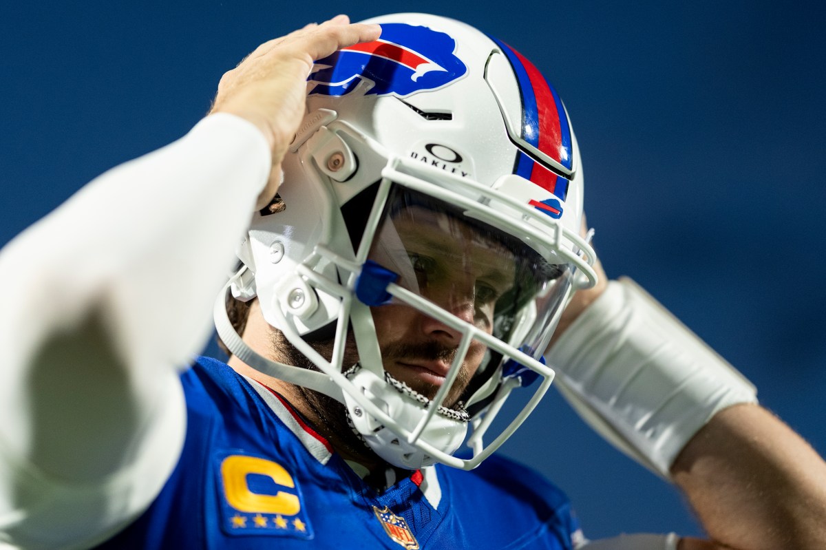 Bills Alternate Uniform Reveal Draws Harsh Criticism From Fans