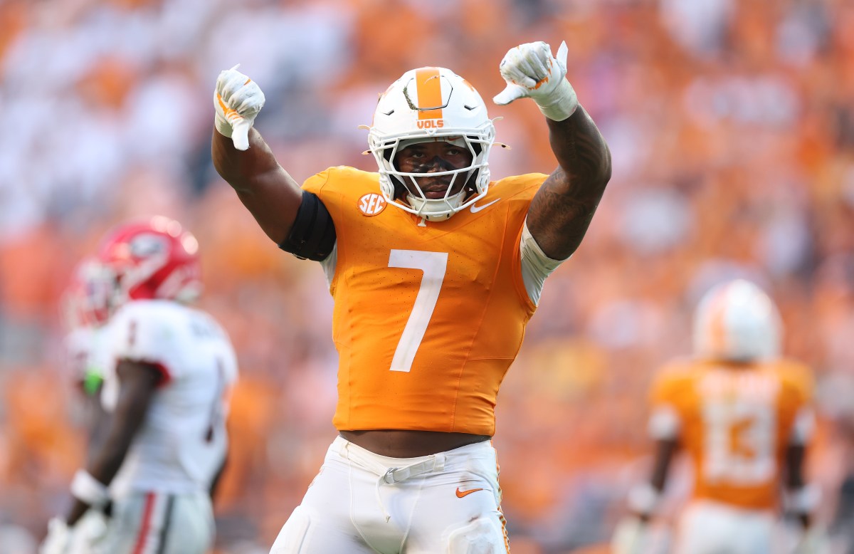 Tennessee All-SEC LB Hit With Multi-Game NCAA Suspension