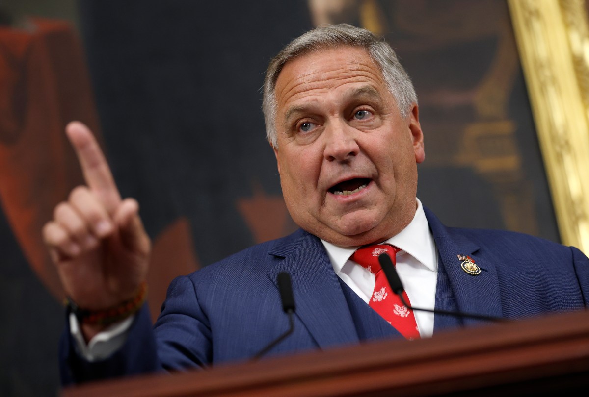 VA Benefits Bill Stalls as Lawmakers Warn of Major Cuts for Veterans