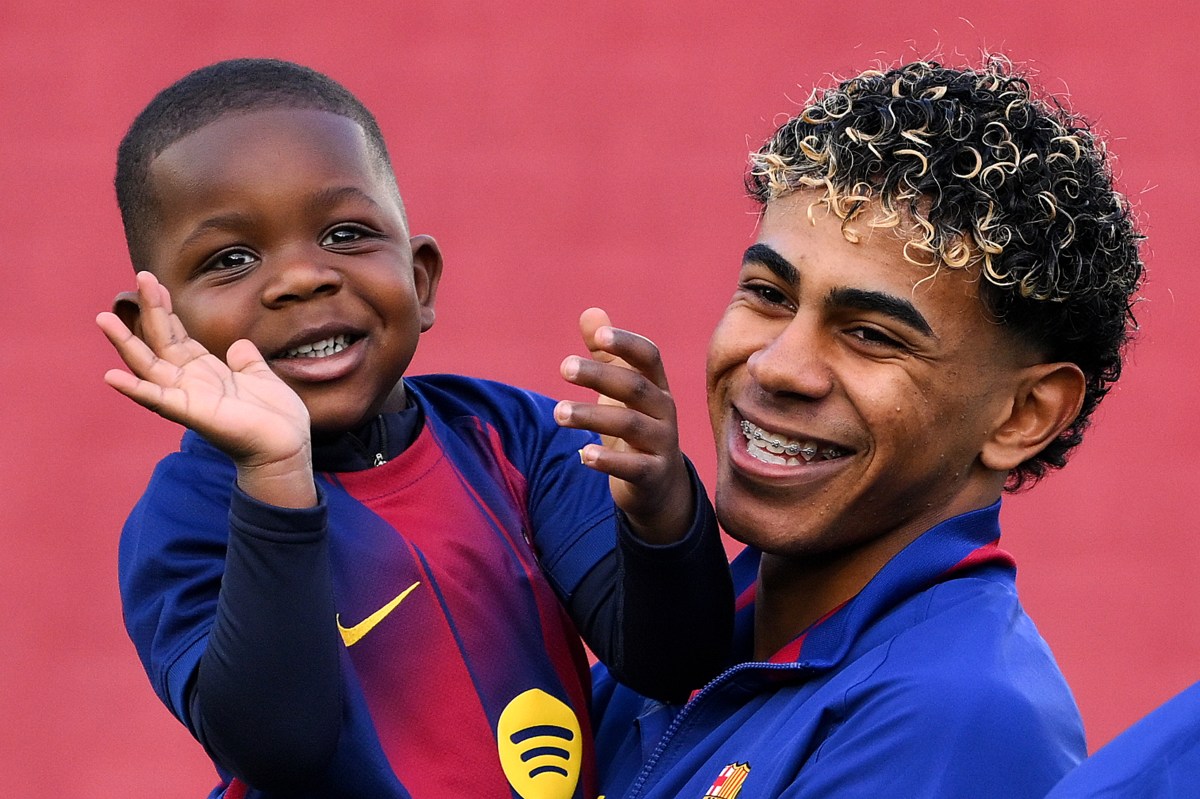 Lamine Yamal& 039;s Baby Brother Has Epic Reaction as Spain Advance at World Cup