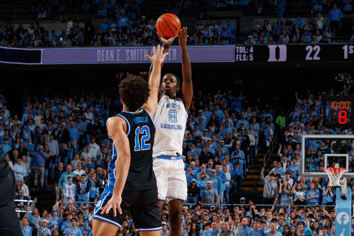 College Rivals Caleb Wilson, Cameron Boozer Set for Summer League Clash College Rivals Caleb Wilson, Cameron Boozer Set for Summer League Clash