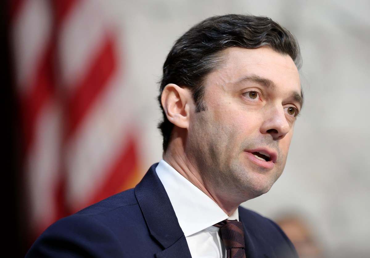 Jon Ossoff's 2028 Chances Compared to Alexandria Ocasio-Cortez