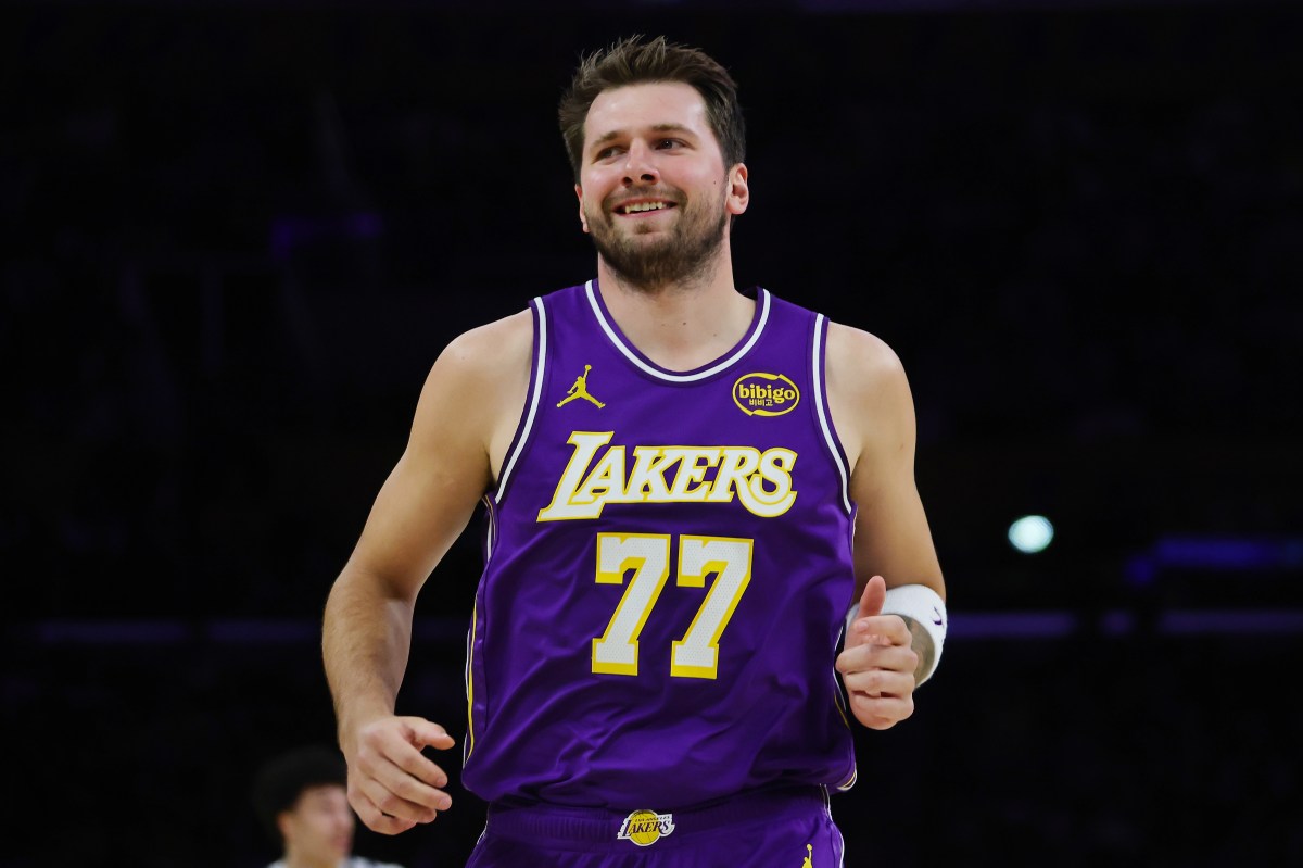 Luka Doncic to Host Entire Lakers Roster in Slovenia: Report
