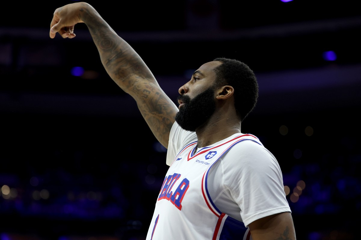 Knicks Sign Veteran Center as Mitchell Robinson Replacement: Report