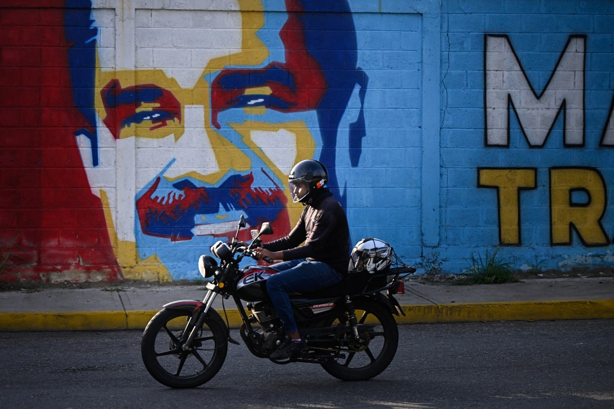 Trump's Venezuela Moves Test the Limits of Regime Change