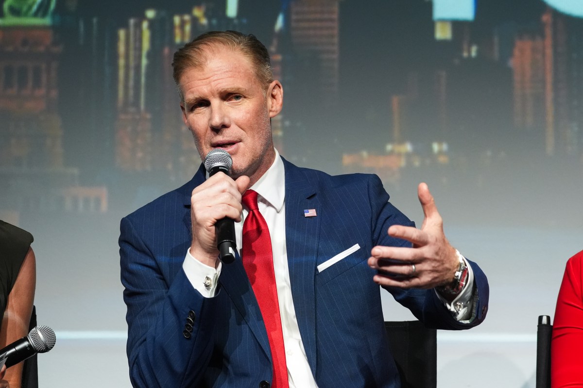 Alexi Lalas Under Fire for Comments About Expensive US Soccer Youth System
