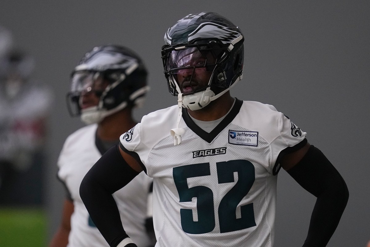 Eagles Get Brutal Injury News on $100M Star on First Day of Training Camp