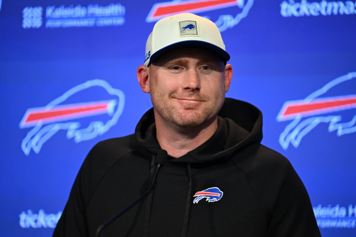 NFL Analyst Names Coach and Team Under Most Pressure in 2026