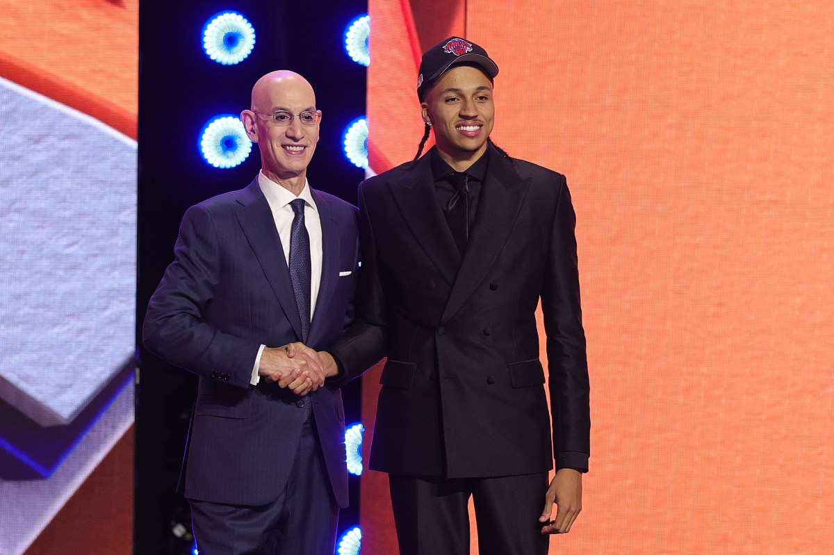 Lakers Praised for Getting 'One of the Best Athletes' With Cameron Carr