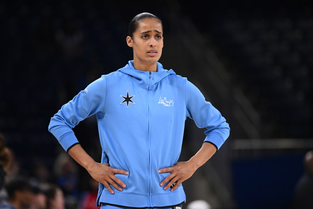 Skylar Diggins Calls out Chicago Sky Over Coaching Decision