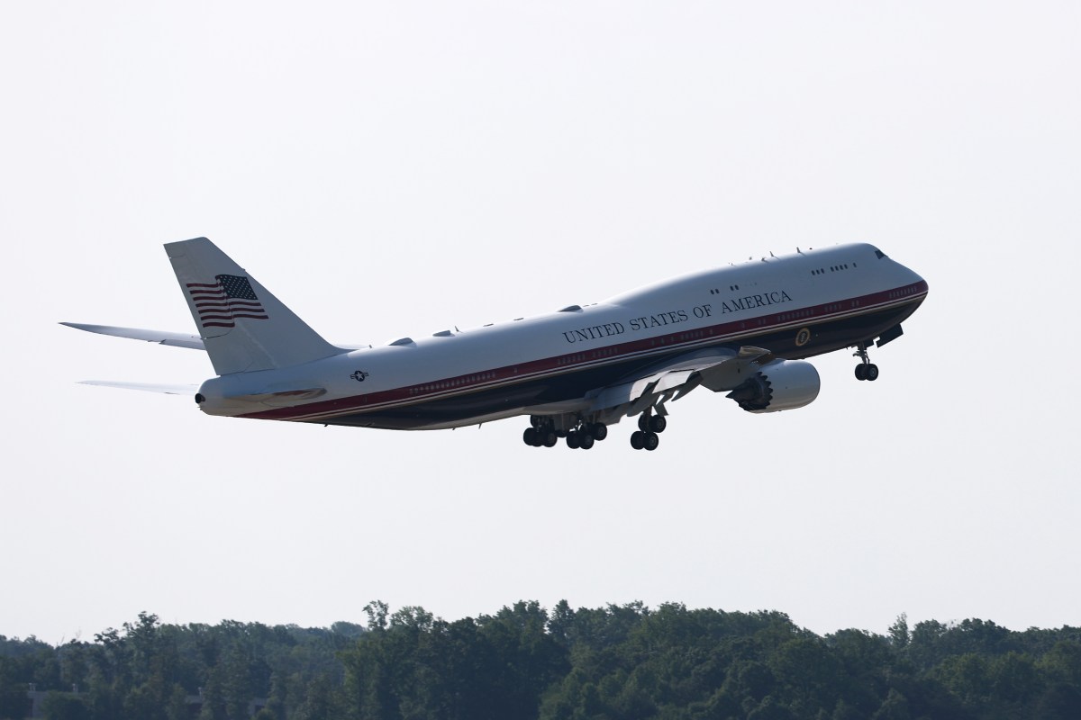 Trump's First Flight on New Air Force One With $400M Overhaul of Qatar Gift