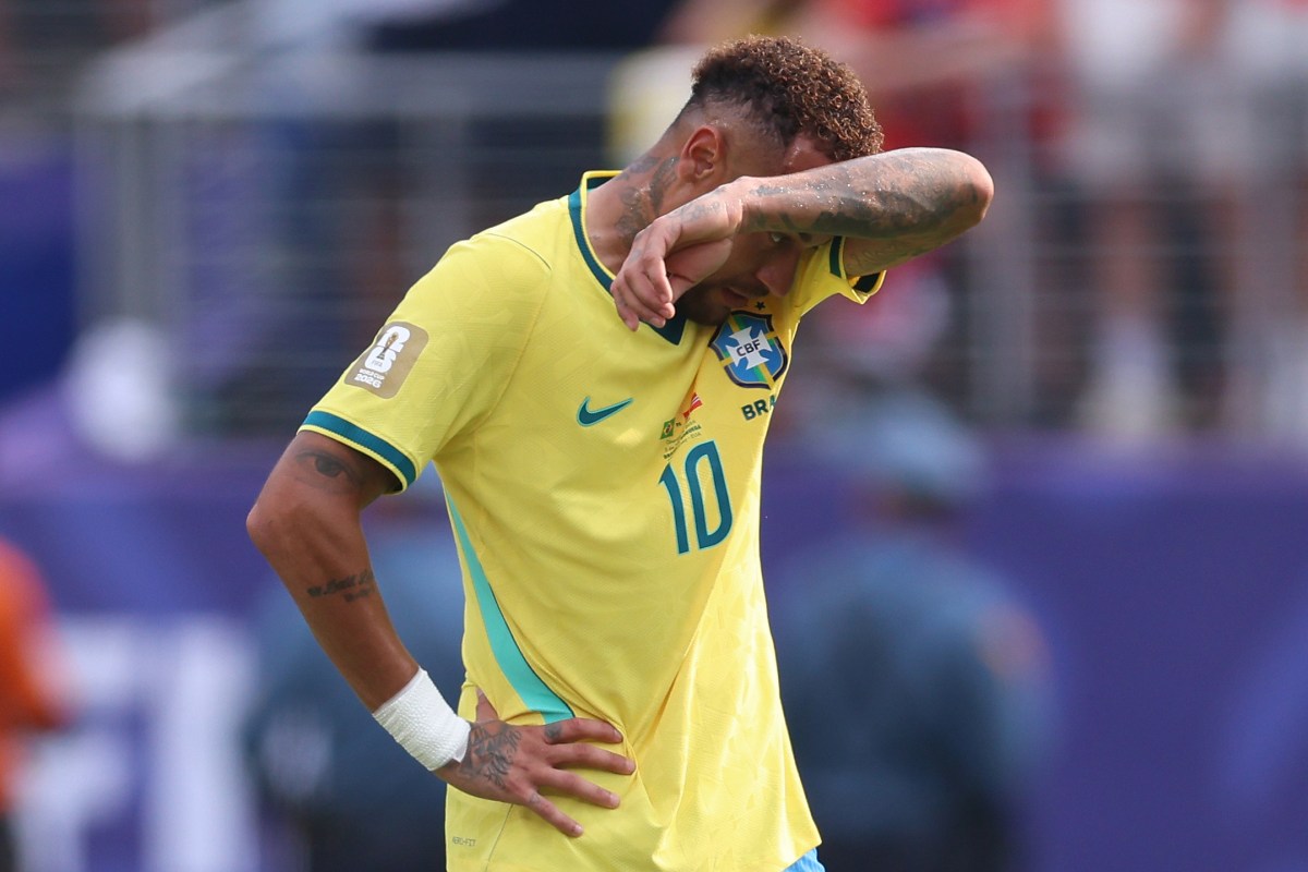 Neymar Has Strong Reaction to Brazil World Cup Exit Before Retirement
