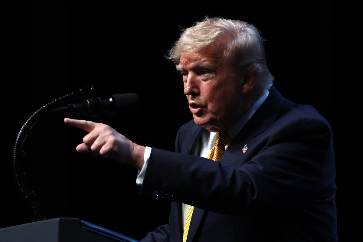 Trump Calls For Supreme Court to Rehear Birthright Citizenship Over & 039;Scam& 039;