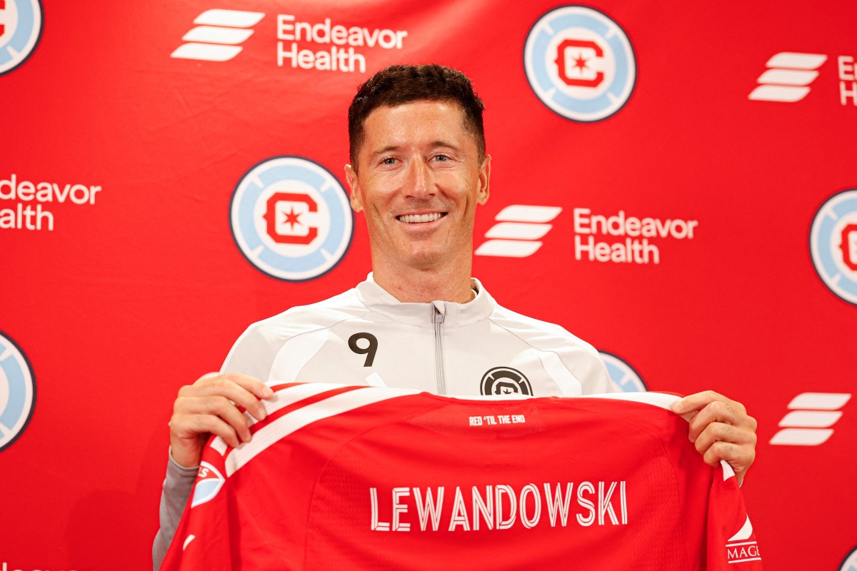 Robert Lewandowski's MLS Debut Postponed Due to Air Quality in Chicago