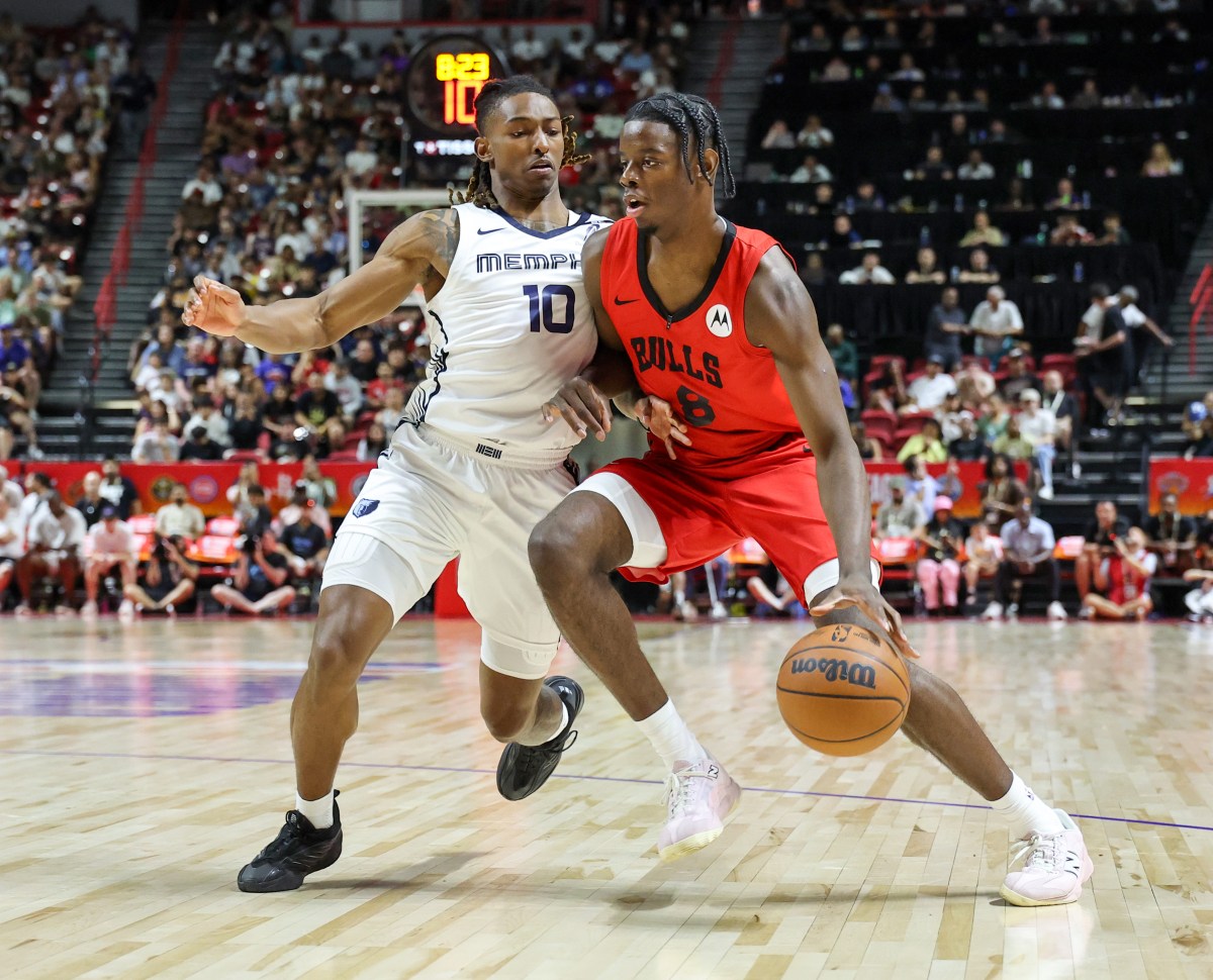 Bulls’ Caleb Wilson Turns Heads With Record-Setting Summer League Debut