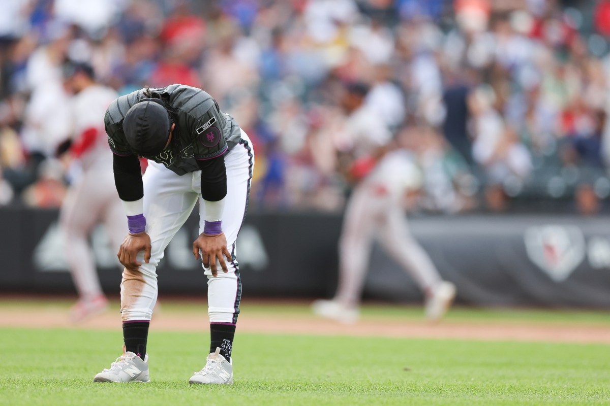 One of MLB's Best Shortstops 'Not a Fit' For Yankees at Trade Deadline