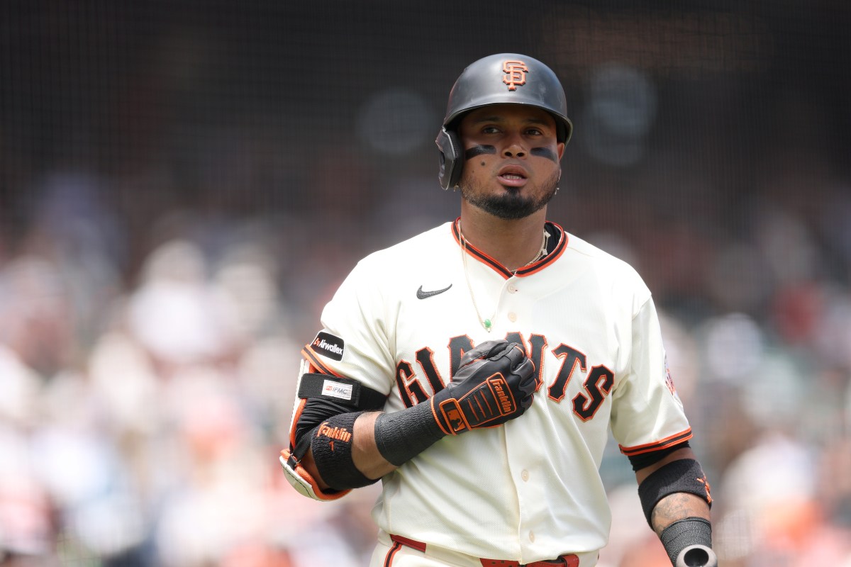 Red Sox Urged to Trade for Giants Star Infielder