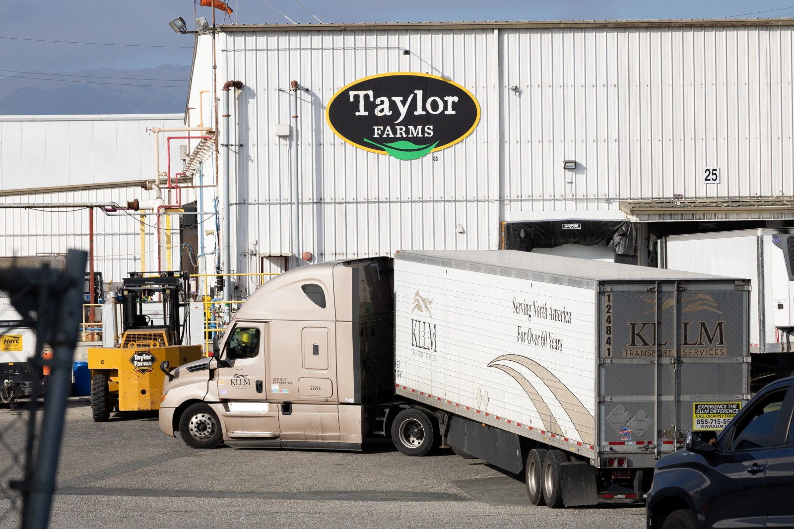 newsweek.com - Khaleda Rahman - Cyclospora outbreak takes new twist as Taylor Farms reveals FDA apology