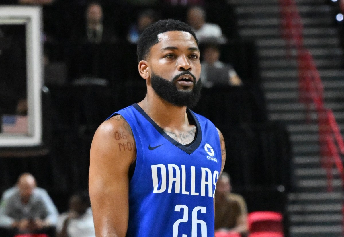 Darin Green Jr Scores 18 Points off the Bench in Mavs' Win Over Grizzlies