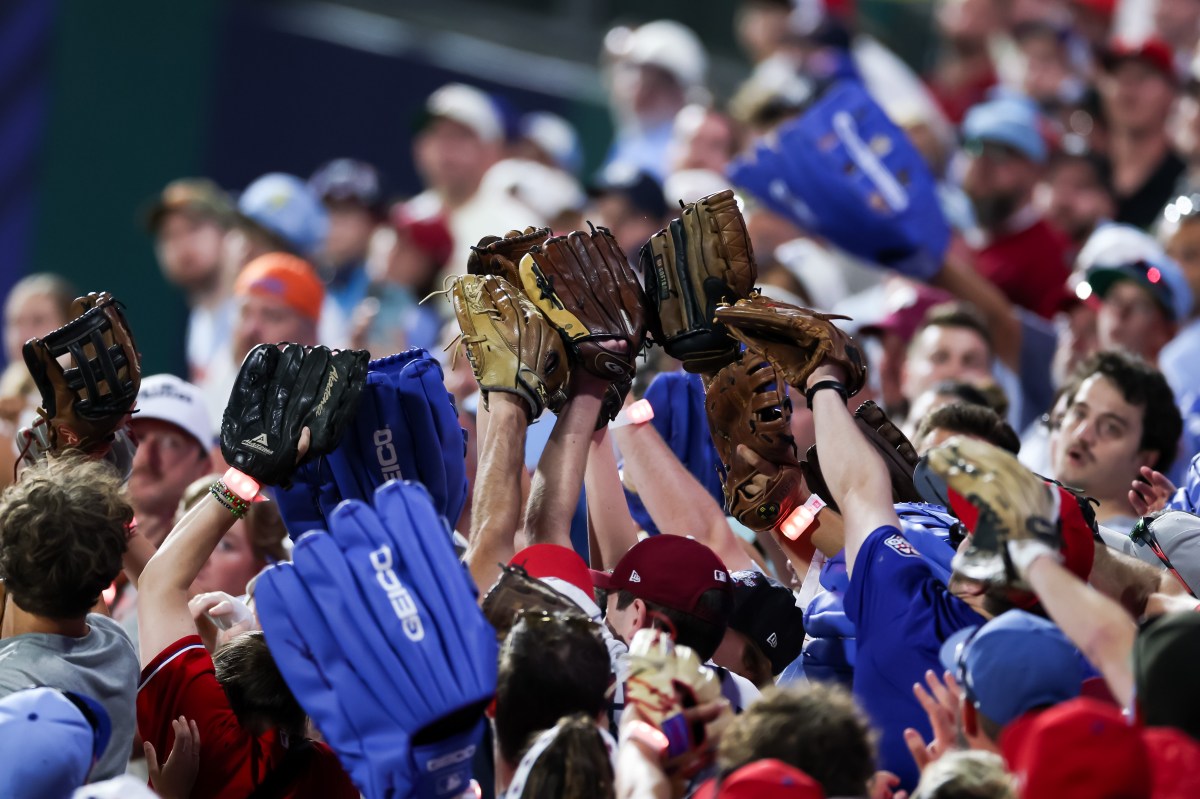 MLB Fans Furious Over Home Run Derby Streaming on Netflix