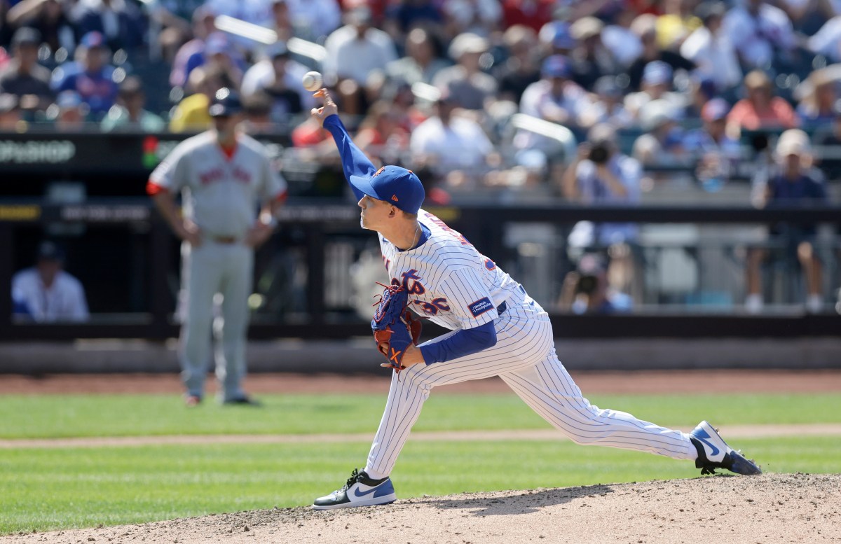 Mets Predicted to Trade Star Reliever to Rangers