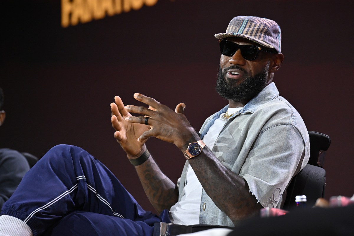 LeBron James' 'Trust the Process' Comment Causes Fan Eruption